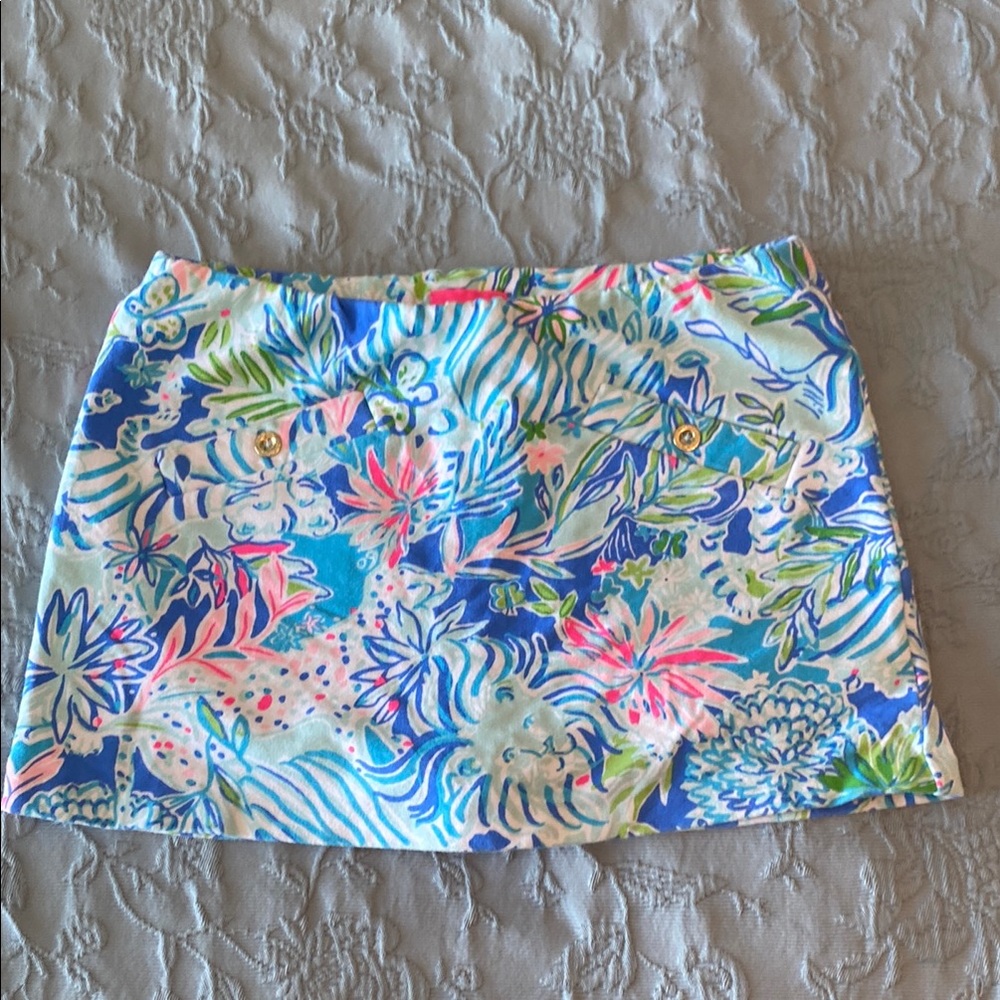 Girls Lilly Pulitzer skort size 8-10 blue and pink